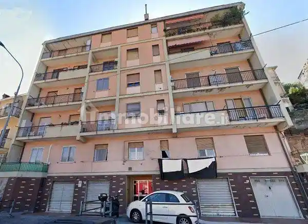 Appartamento in vendita a Genova