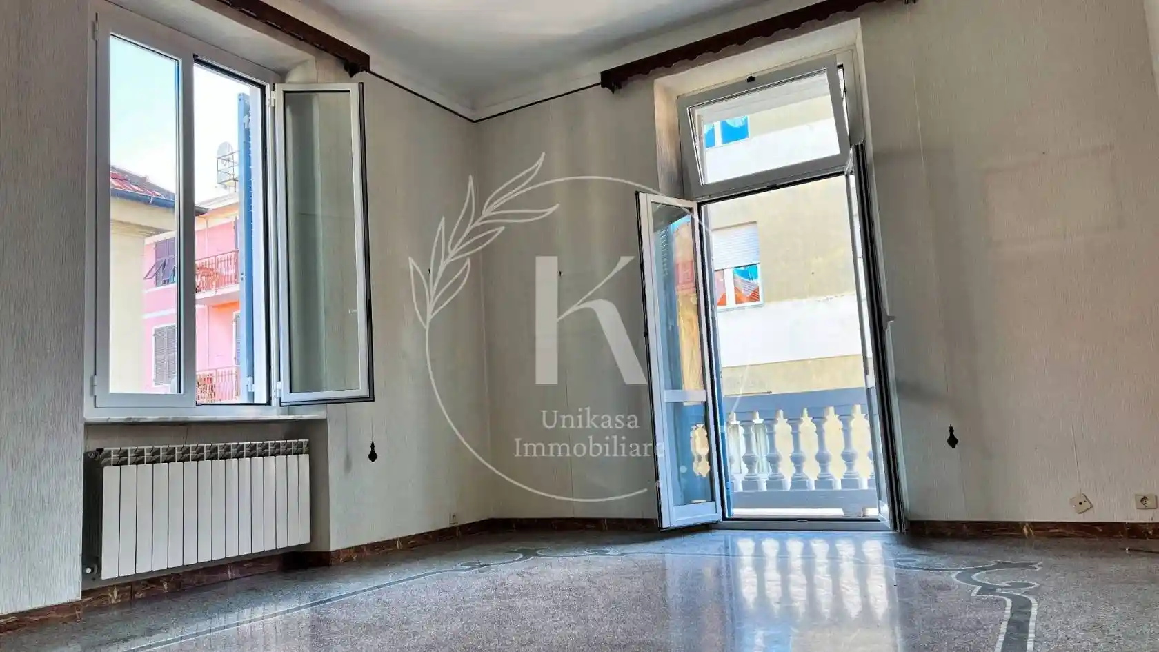 Appartamento in vendita a Vado Ligure