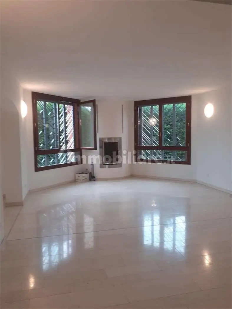 Villa unifamiliare via Pellico, 1, Centro, Bernareggio - foto 4