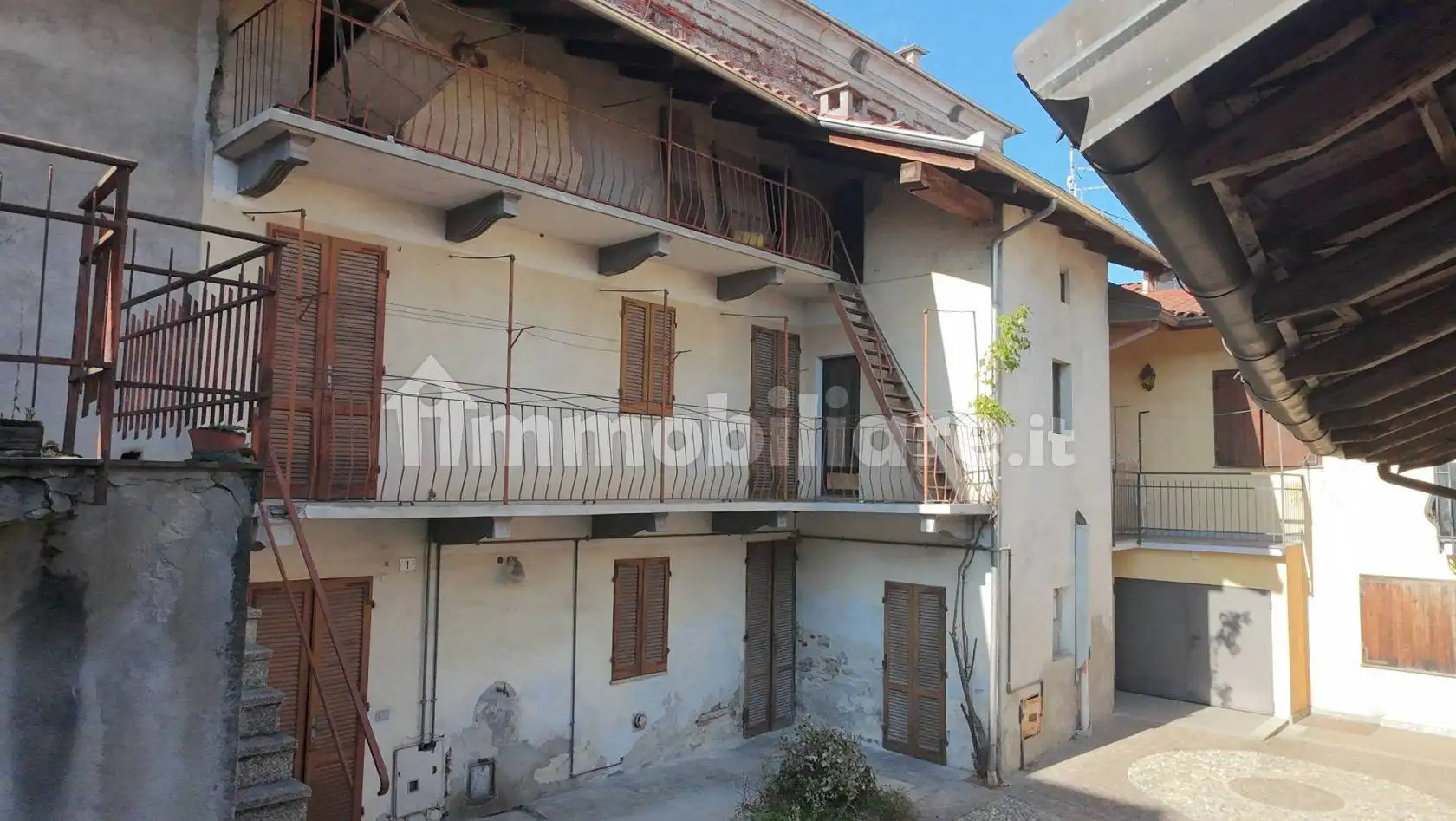 Casa indipendente in vendita a Cressa