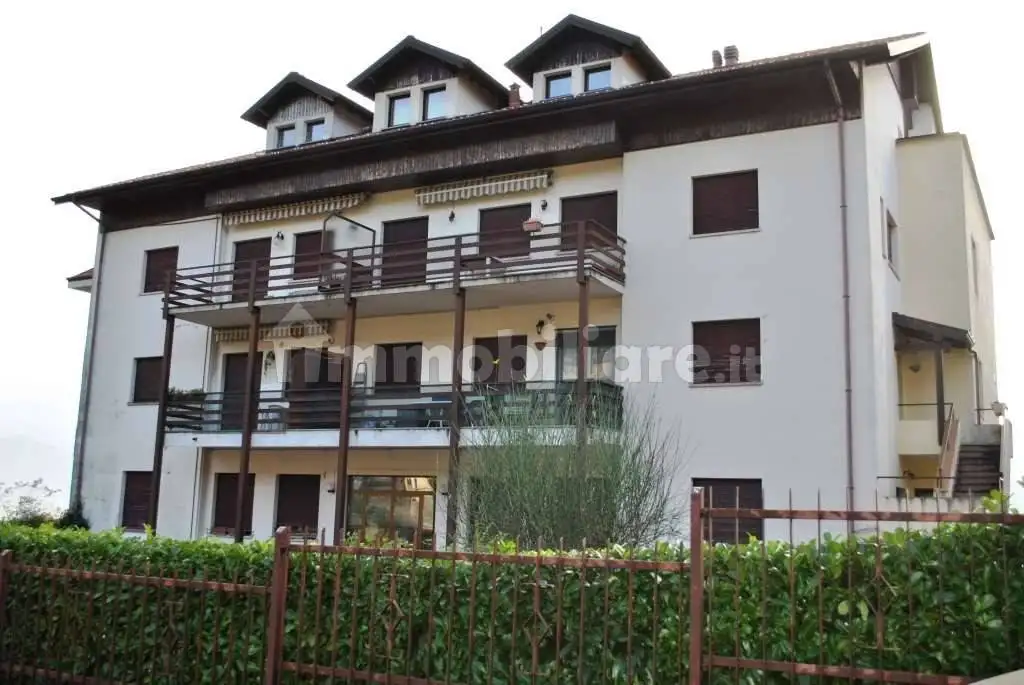 Appartamento in vendita a Duno