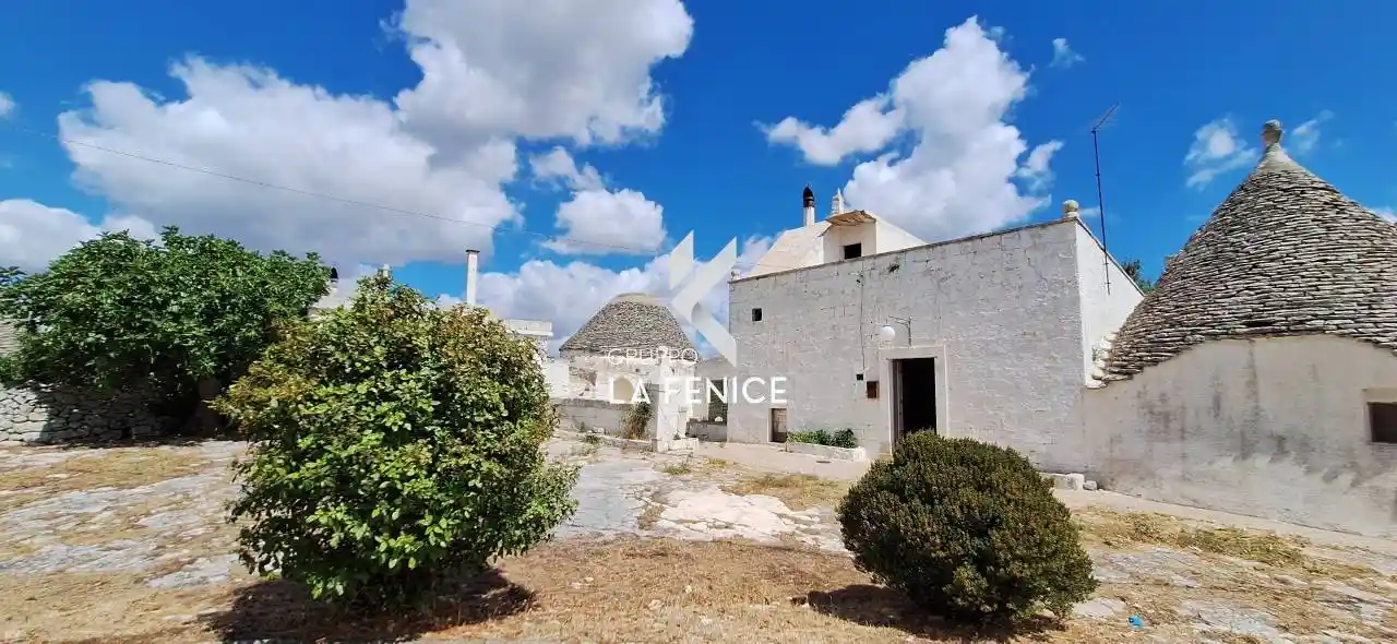 Rustico - Casale in vendita a Locorotondo