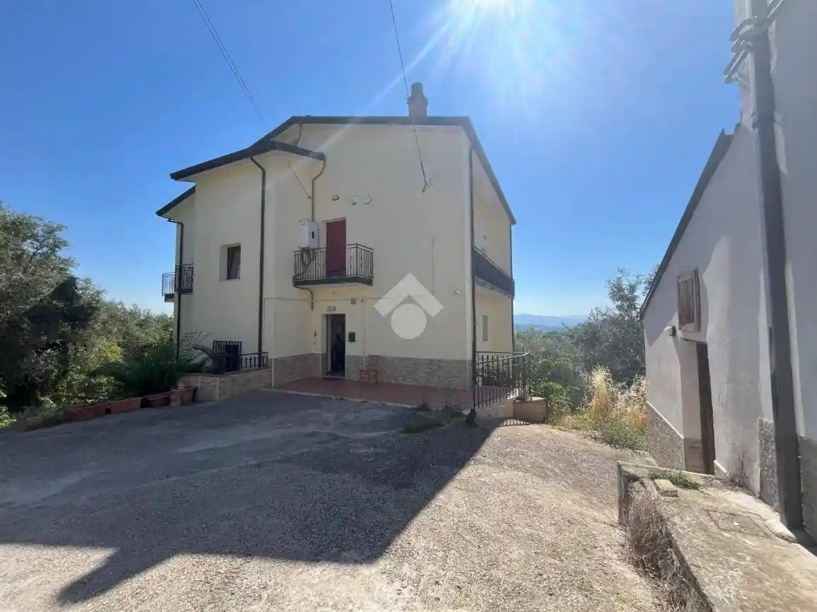 Casa indipendente - foto 2