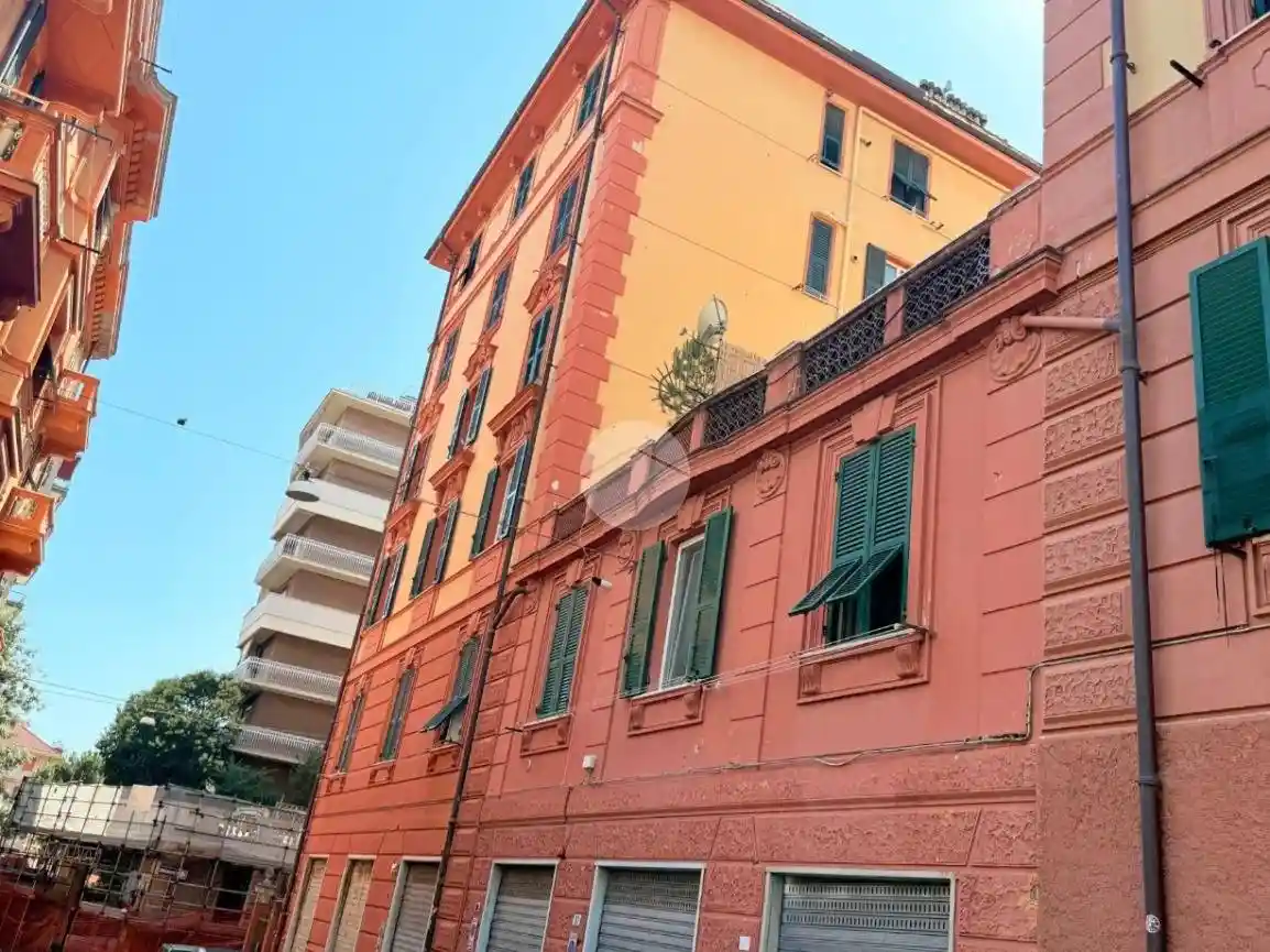 Appartamento in vendita a Genova