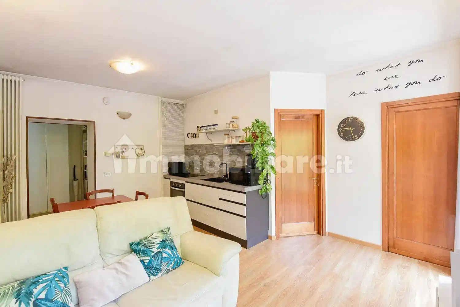 Appartamento in vendita a Erba