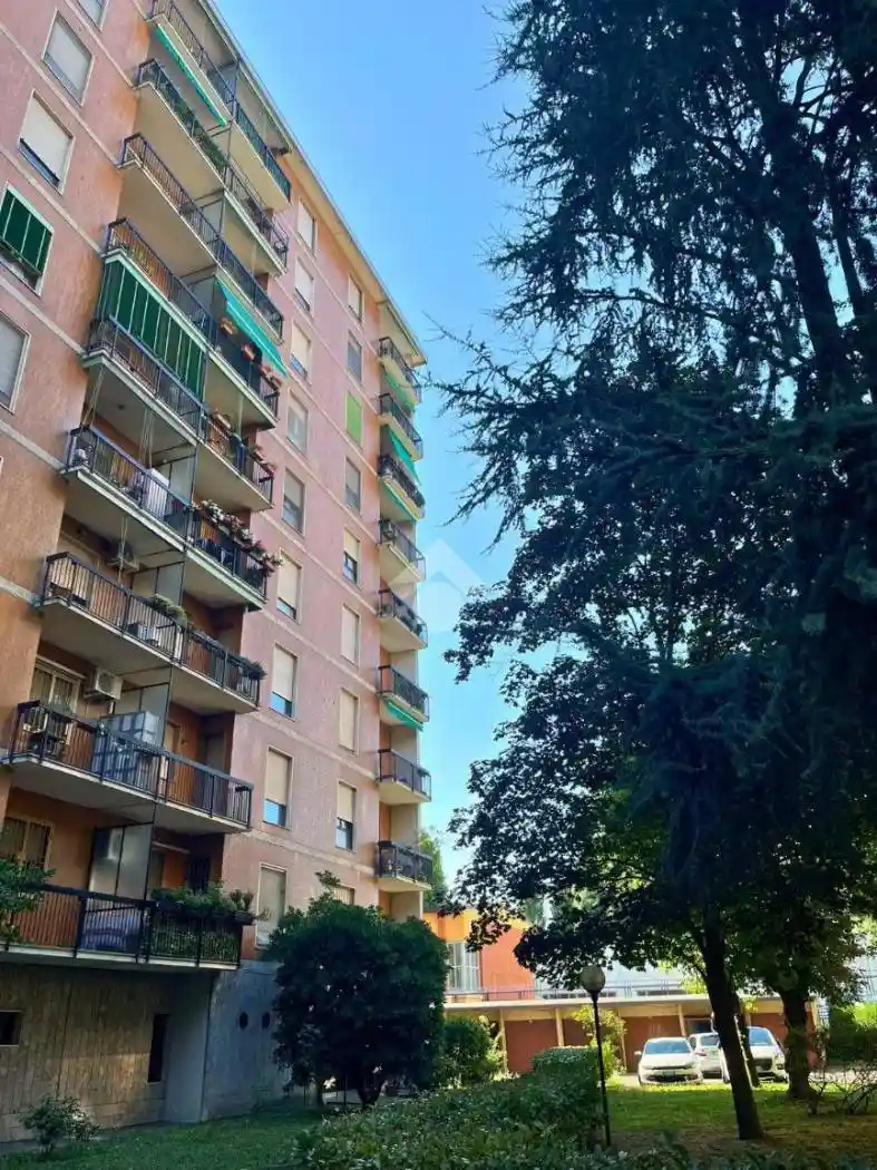 Appartamento in vendita a Corsico