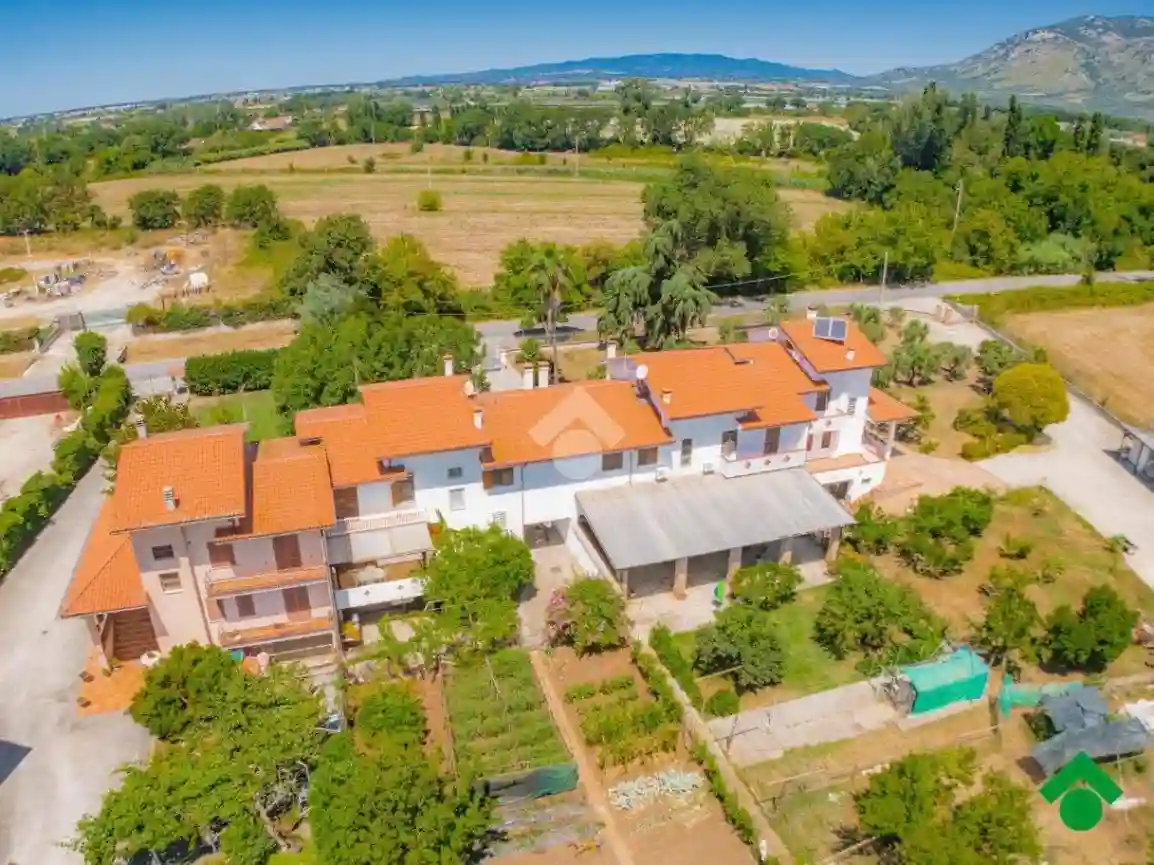 Villetta a schiera - foto 2