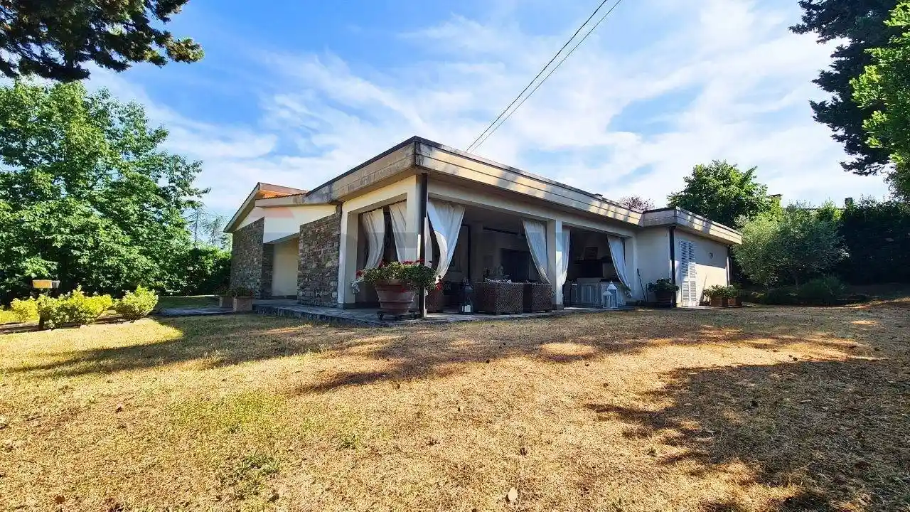 Villa in vendita a Montelupo Fiorentino