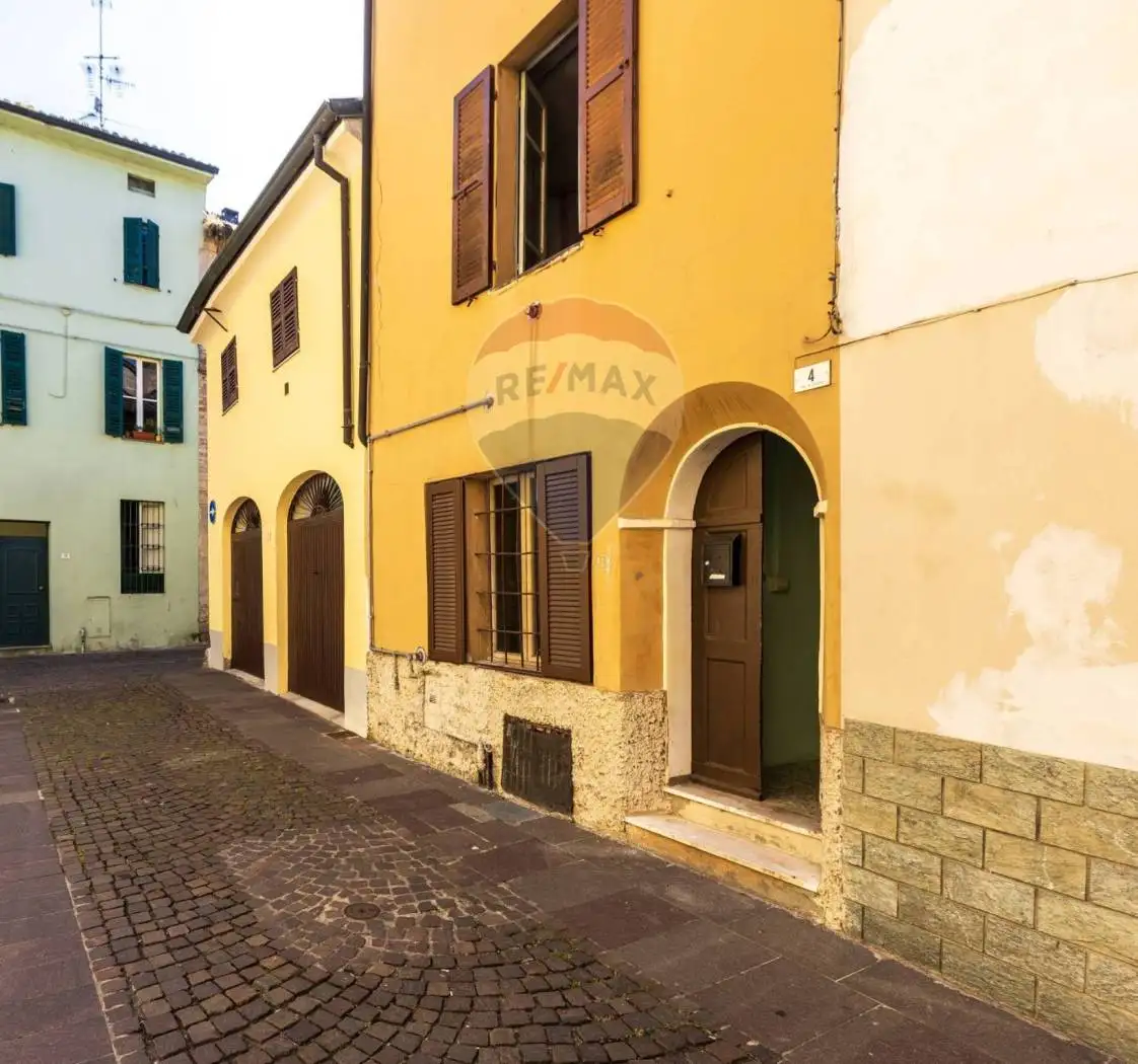 Casa indipendente in vendita a Busseto