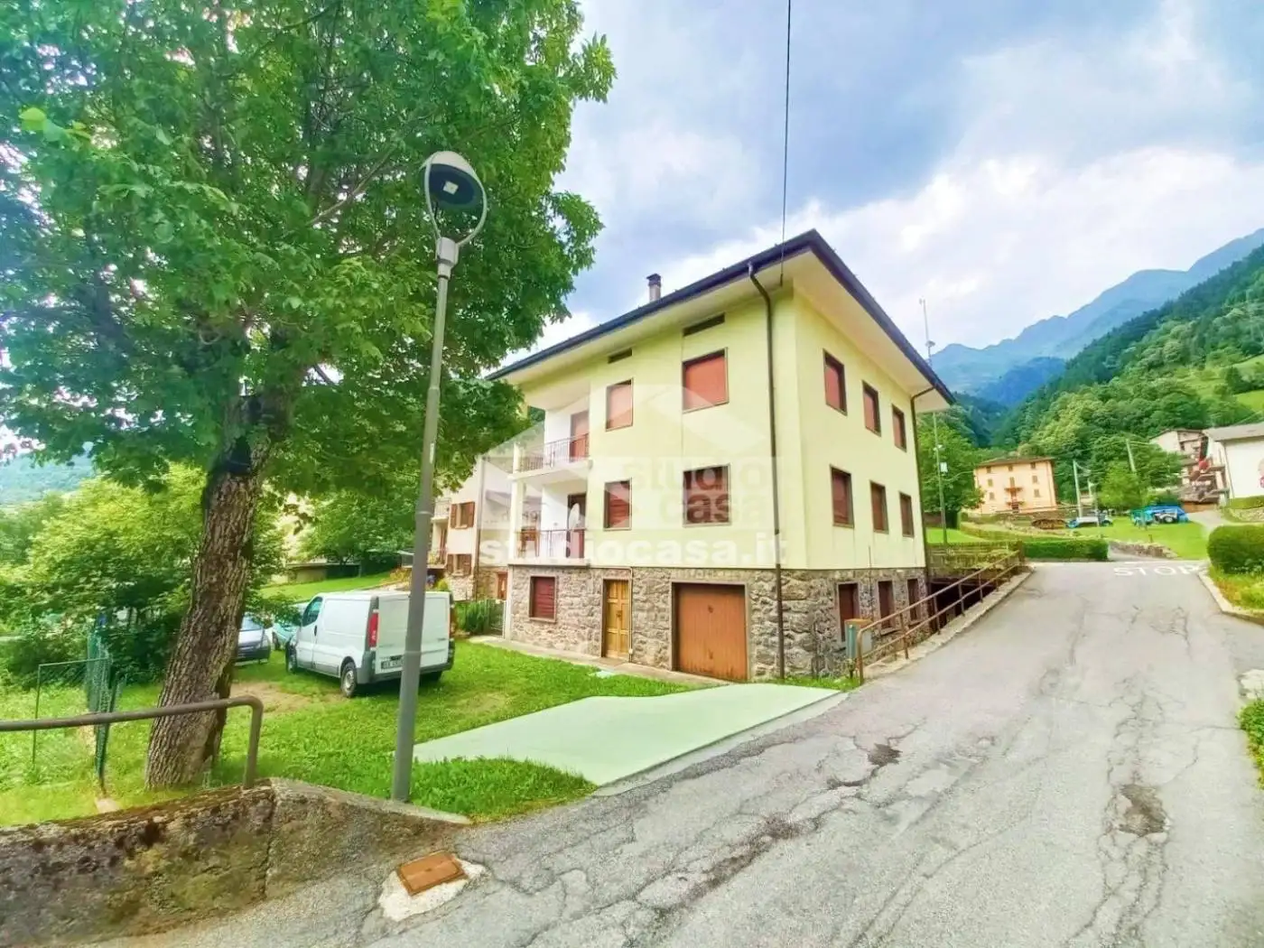 Appartamento in vendita a Gandellino