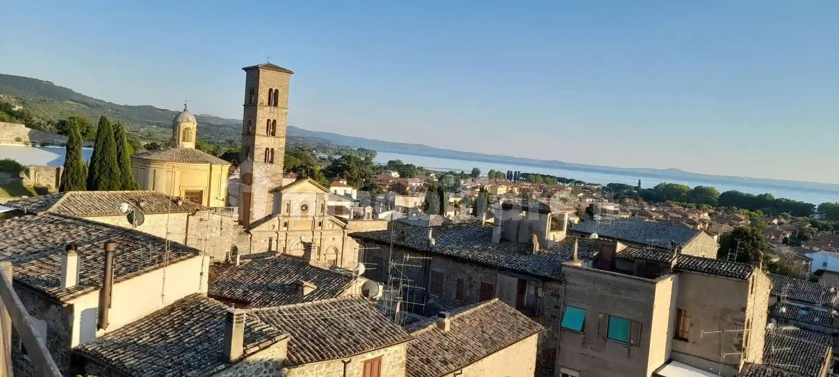 Casa indipendente in vendita a Bolsena