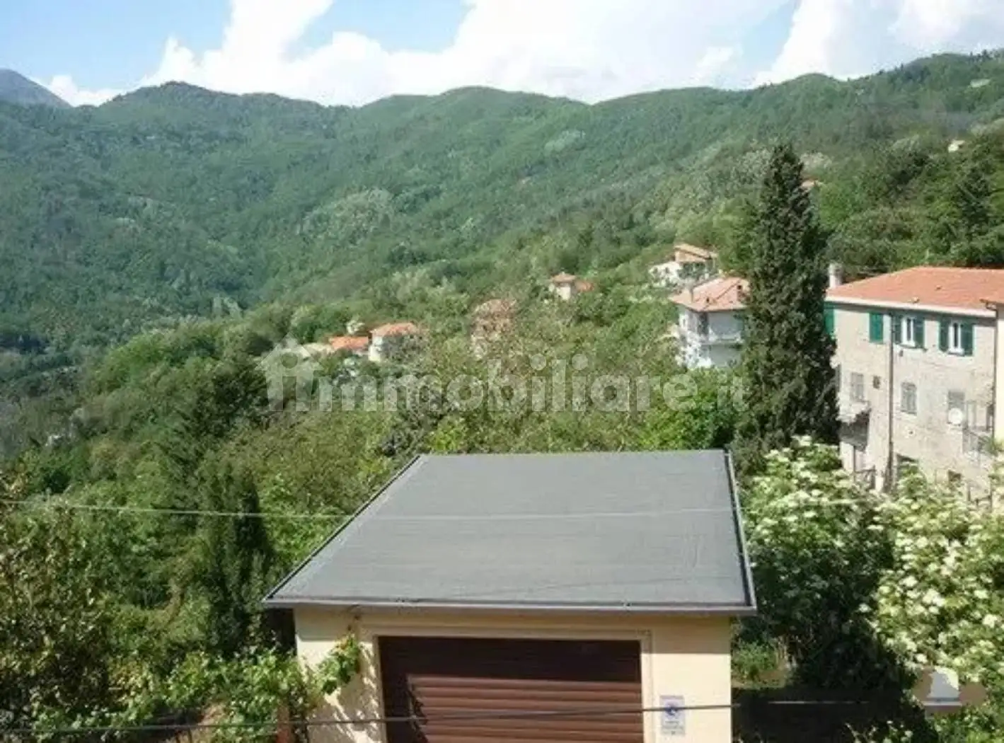 Casa indipendente in vendita a Castiglione Chiavarese