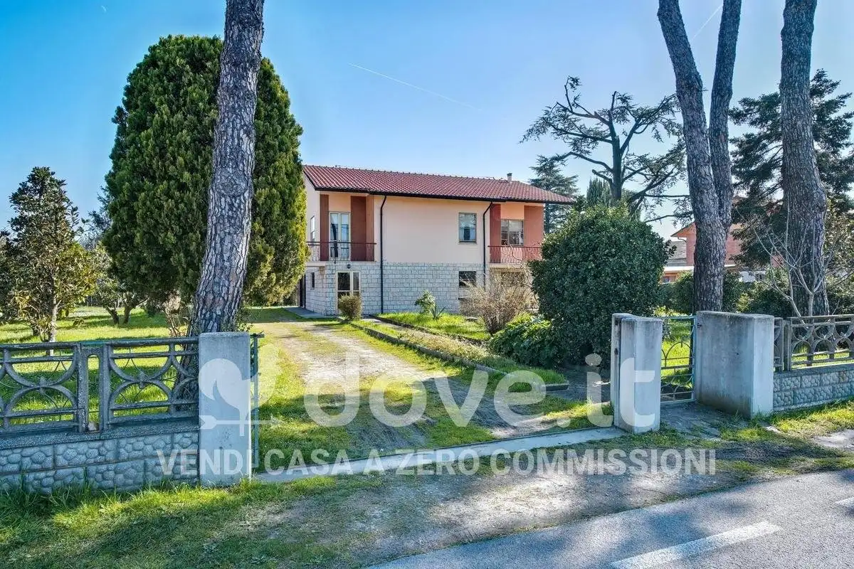 Villa in vendita a Cesena