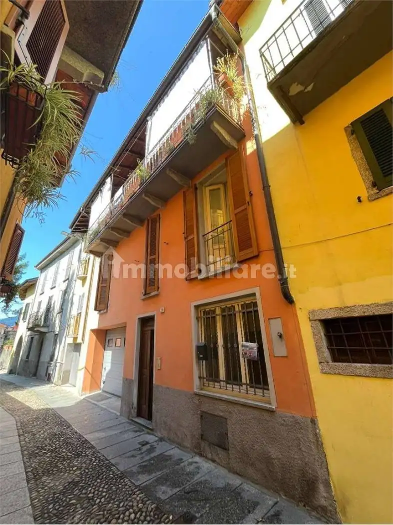 Casa indipendente in vendita a Verbania