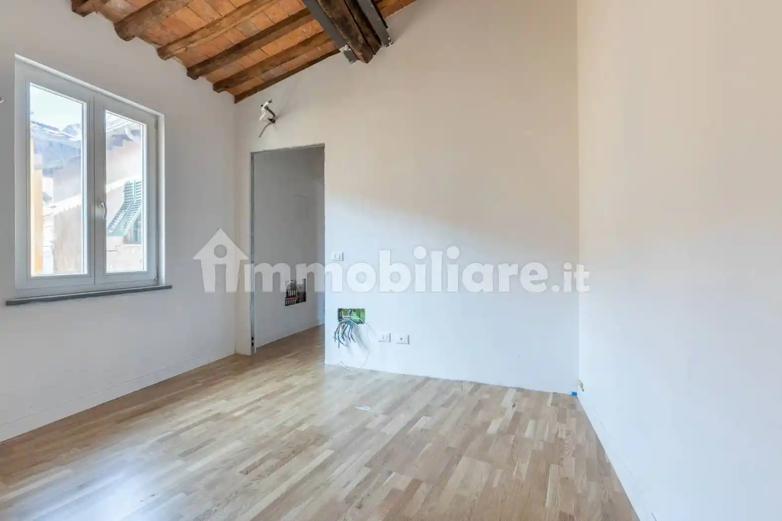 Appartamento in vendita a Lucca