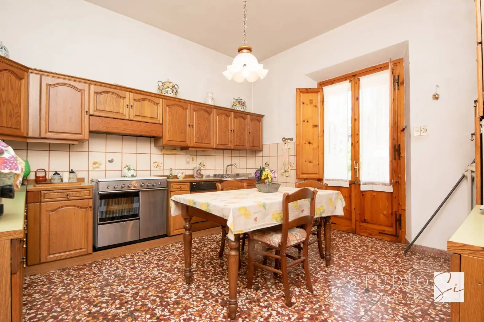 Casa indipendente in affitto a Pistoia