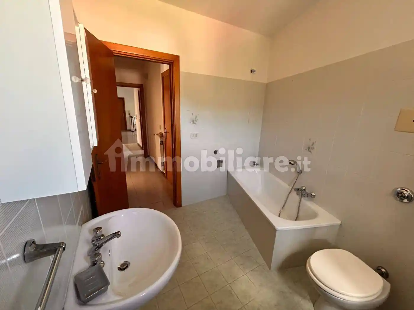 Trilocale via Colli 43, Centro, Farindola - foto 3