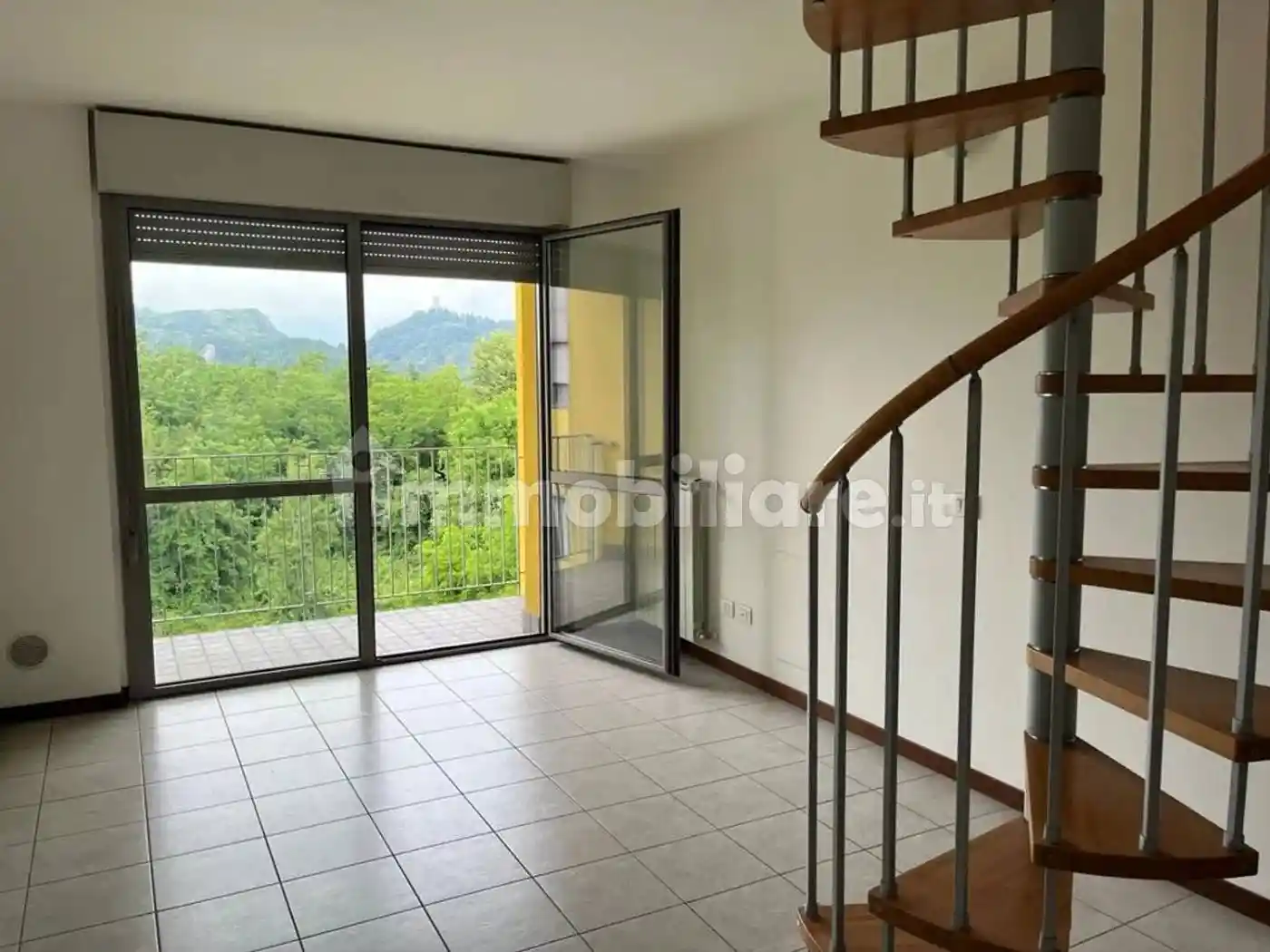 Bilocale via Acquanera, 10 A, Albate - Muggiò, Como - foto 2