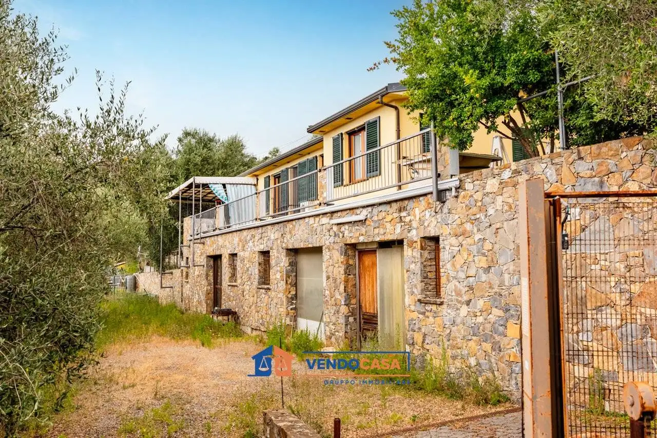 Villa in vendita a Imperia