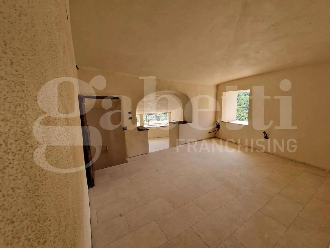 Appartamento in vendita a Calice Ligure