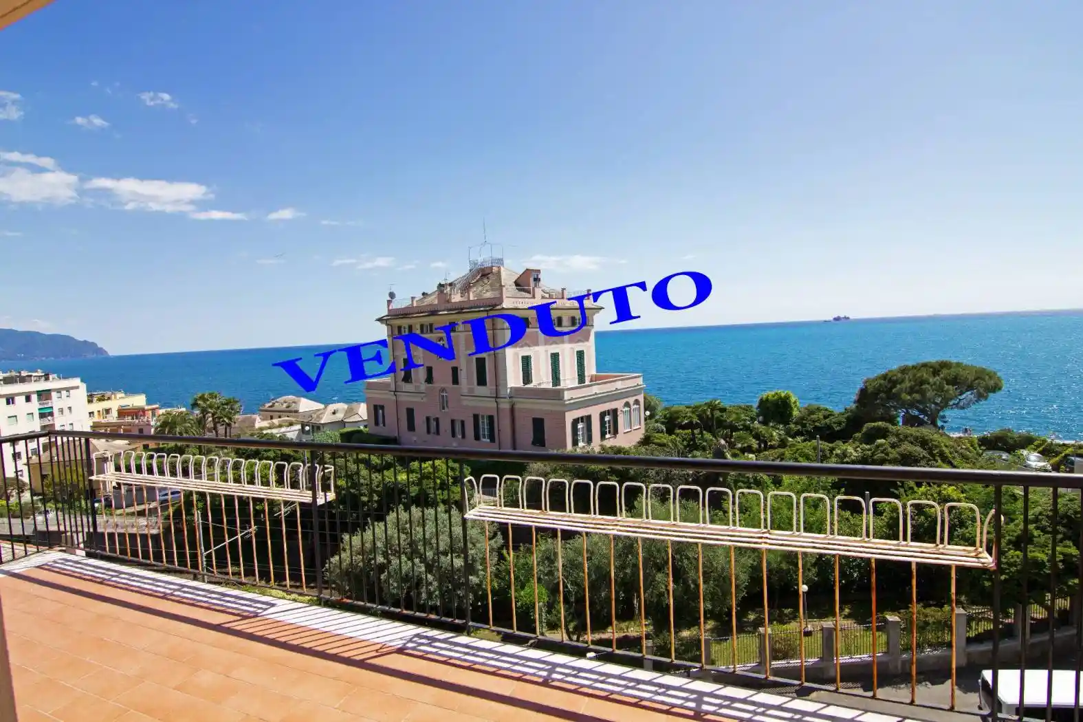 Appartamento in vendita a Genova