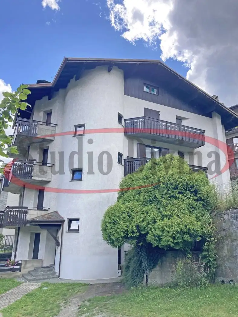 Trilocale Contrada Faldrini 15, Centro, Chiesa in Valmalenco - foto 4