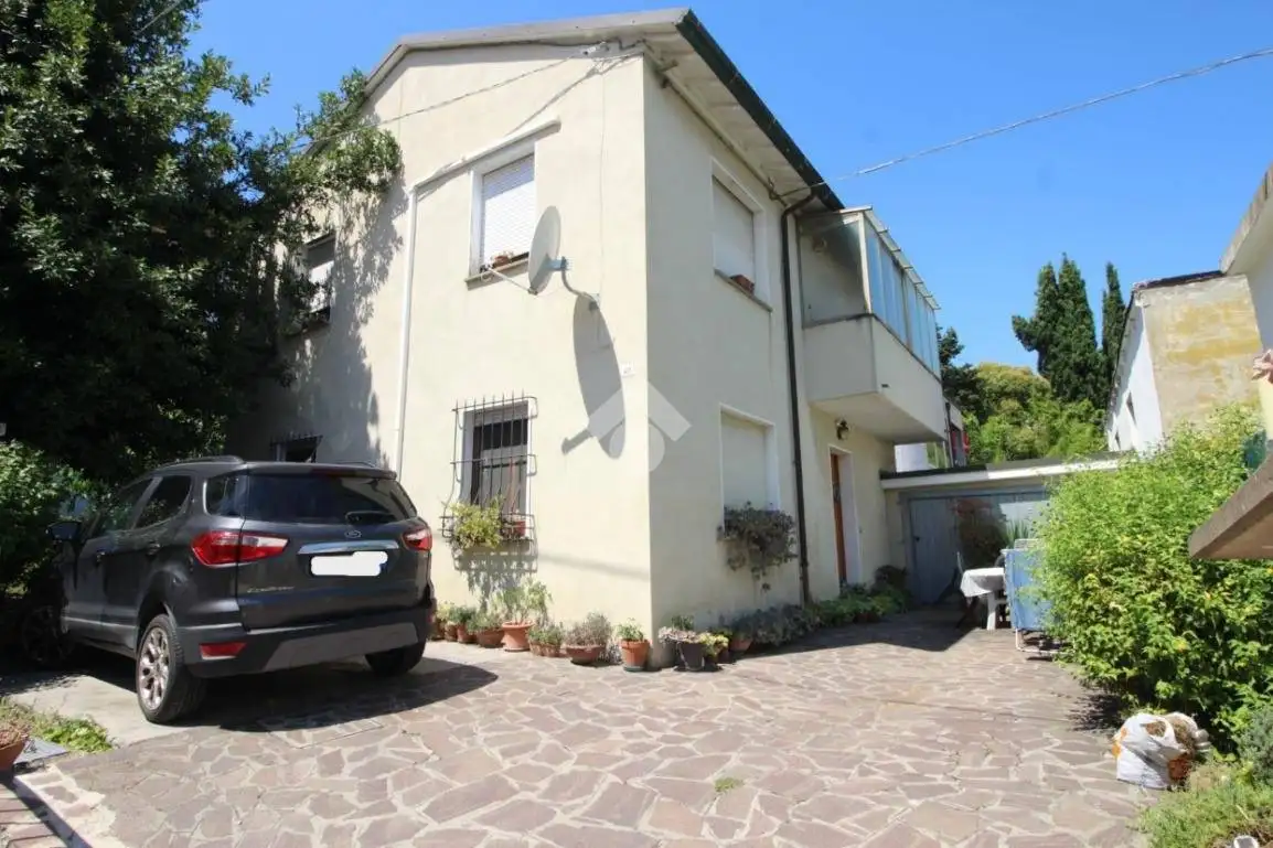 Villa in vendita a Cesena