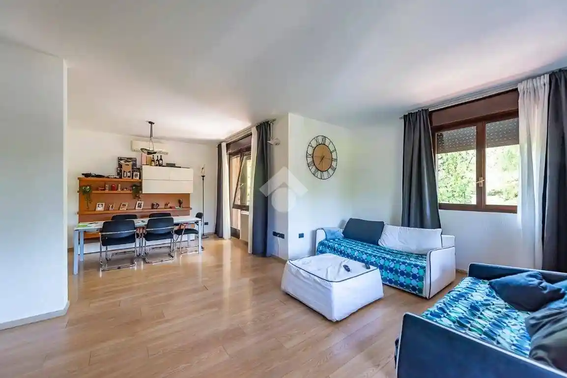 Appartamento viale Monte Resegone 10, Centro, Arese - foto 3