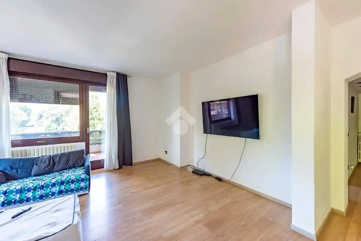 Appartamento viale Monte Resegone 10, Centro, Arese - foto 4