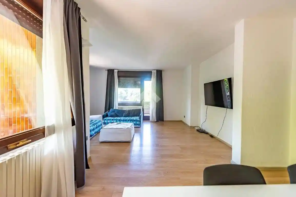 Appartamento viale Monte Resegone 10, Centro, Arese - foto 5