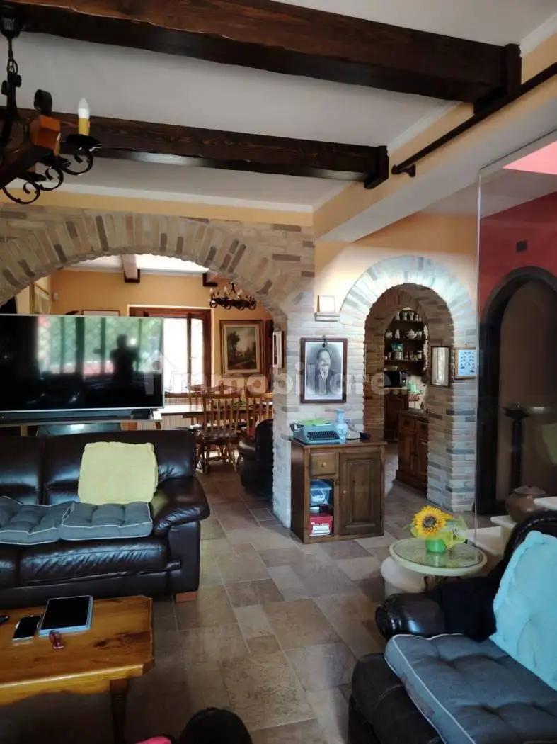 Villa unifamiliare via Cava Bonanni, Centro, Capistrello - foto 4