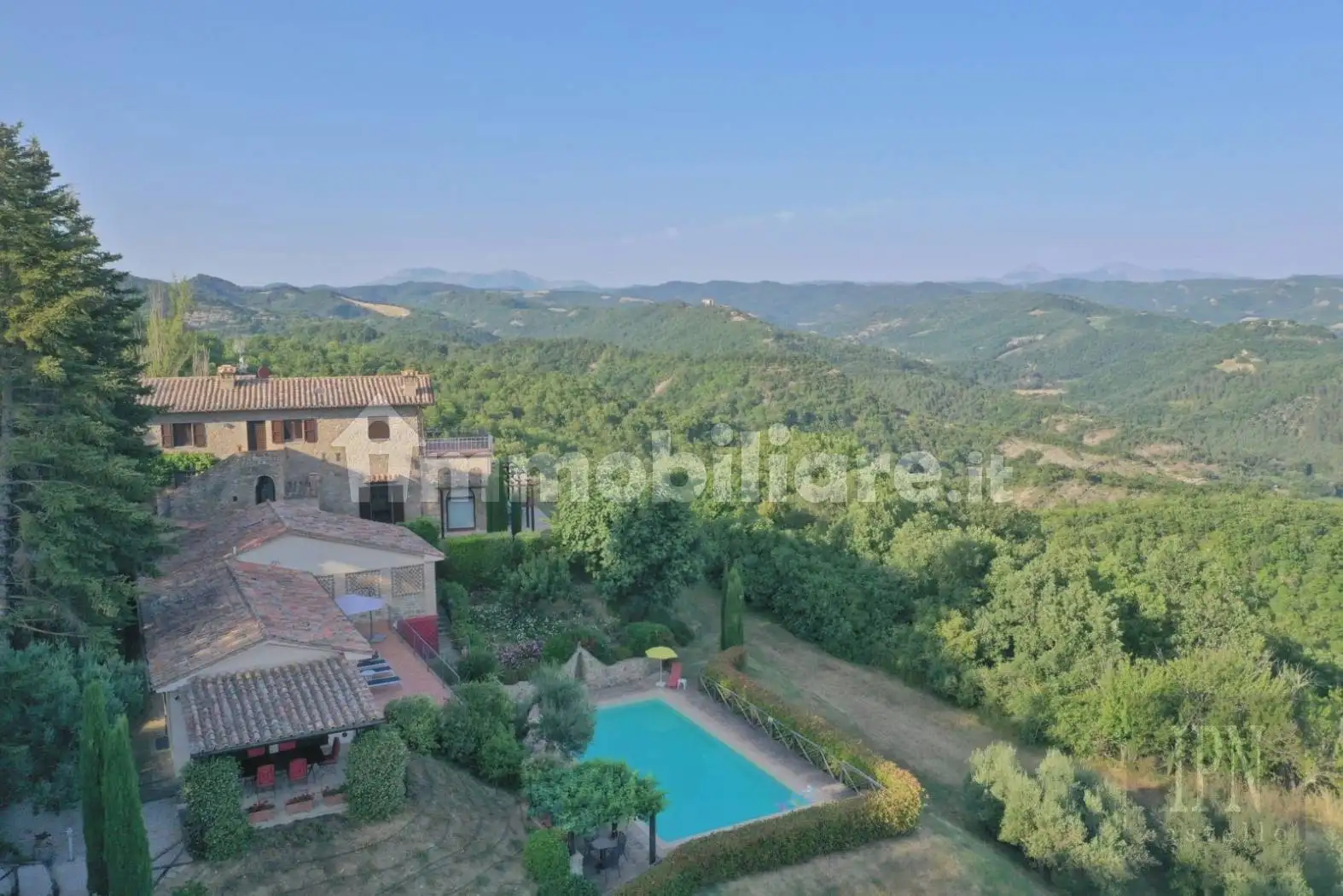 Villa in vendita a Montone