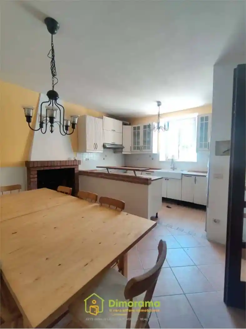 Villa a schiera 5 locali, buono stato, Montuolo, Lucca - foto 2