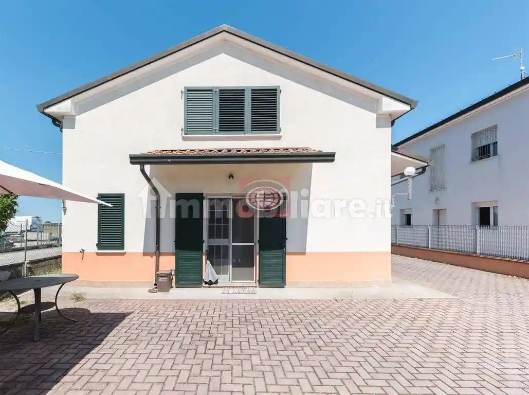 Casa indipendente in vendita a Cervia