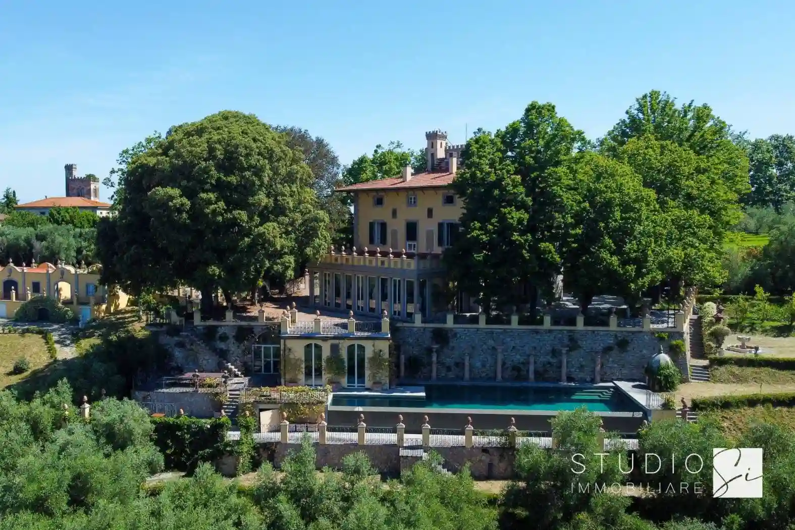 Villa - foto 2
