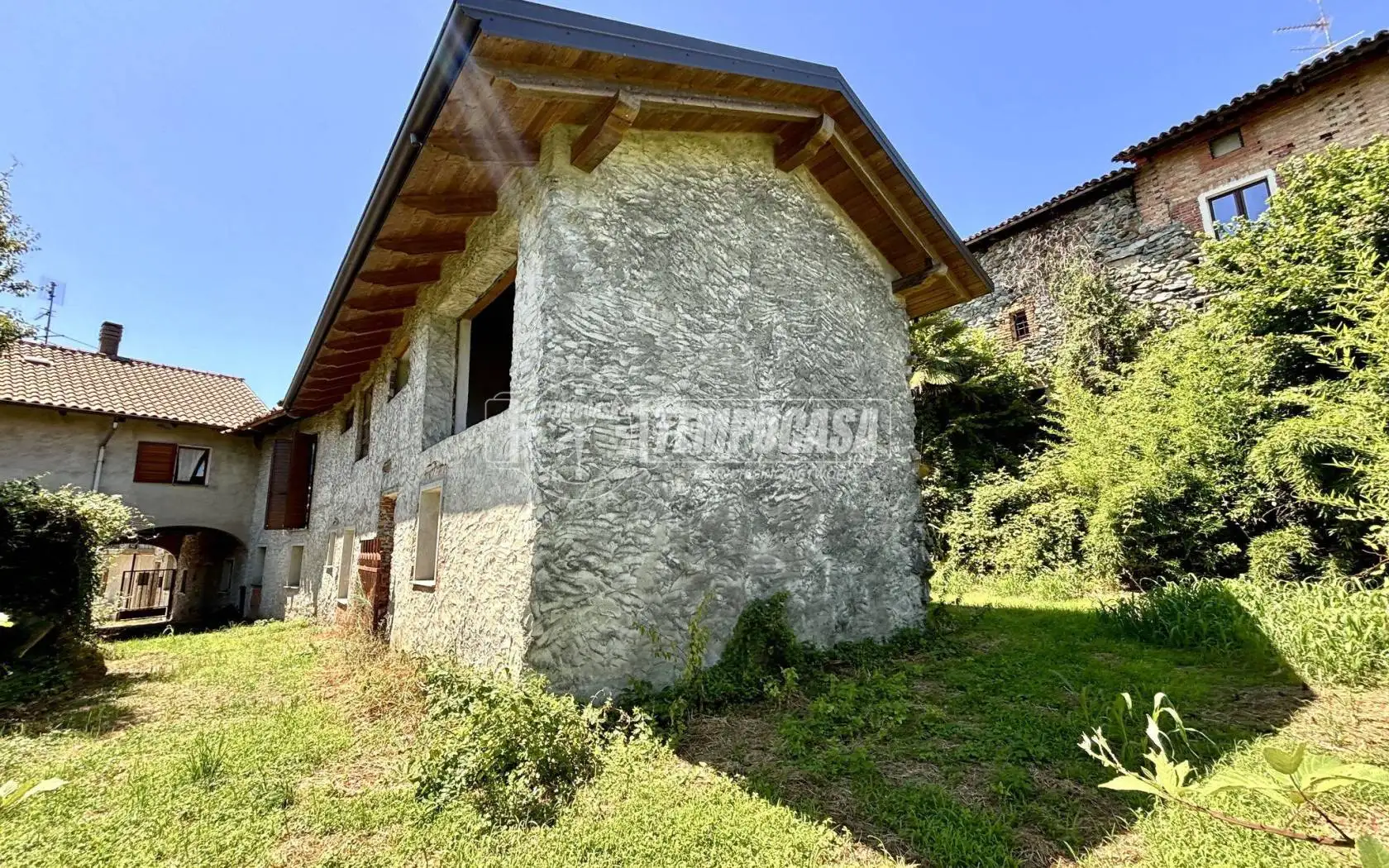 Casa indipendente in vendita a Dorzano