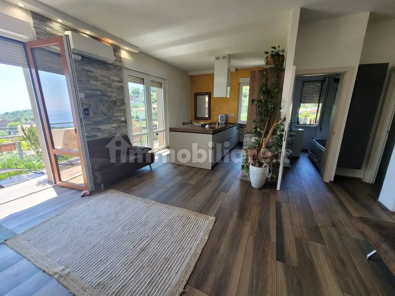 Appartamento in vendita a Varazze