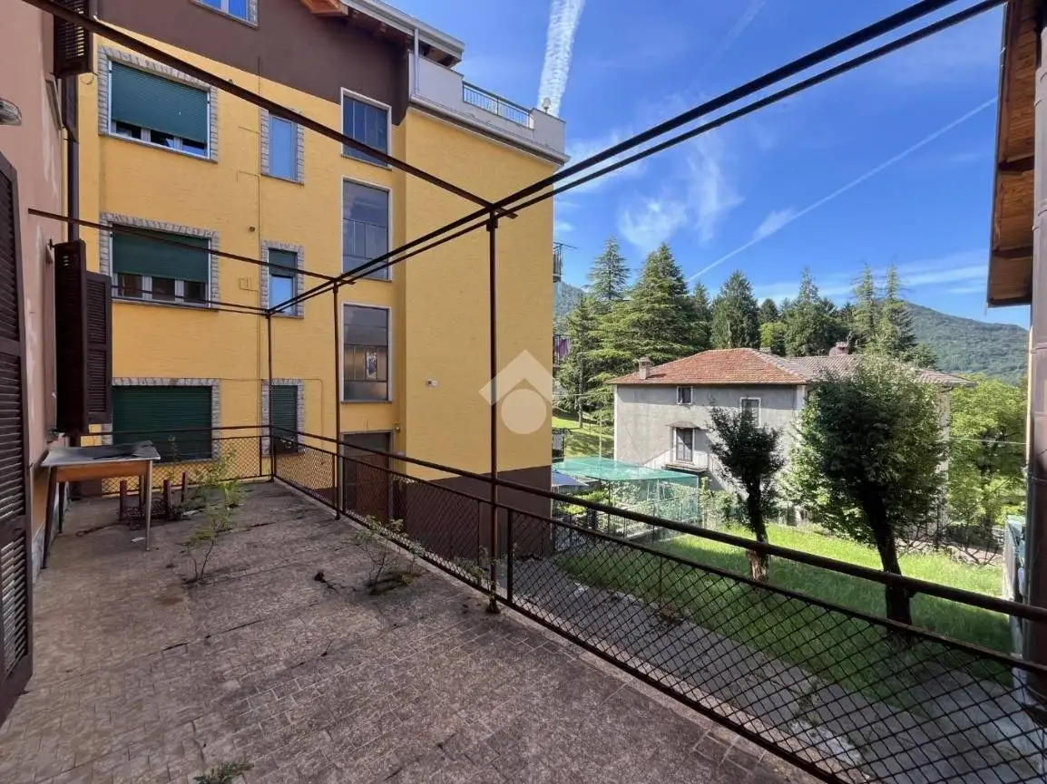 Villa unifamiliare piazza Italia 3, Centro, Esino Lario - foto 5