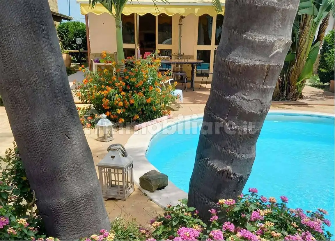 Villa in affitto a Capo d'Orlando