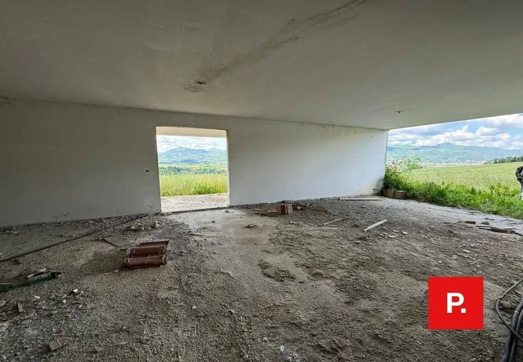 Villa unifamiliare 300 m², Alvignano - foto 3