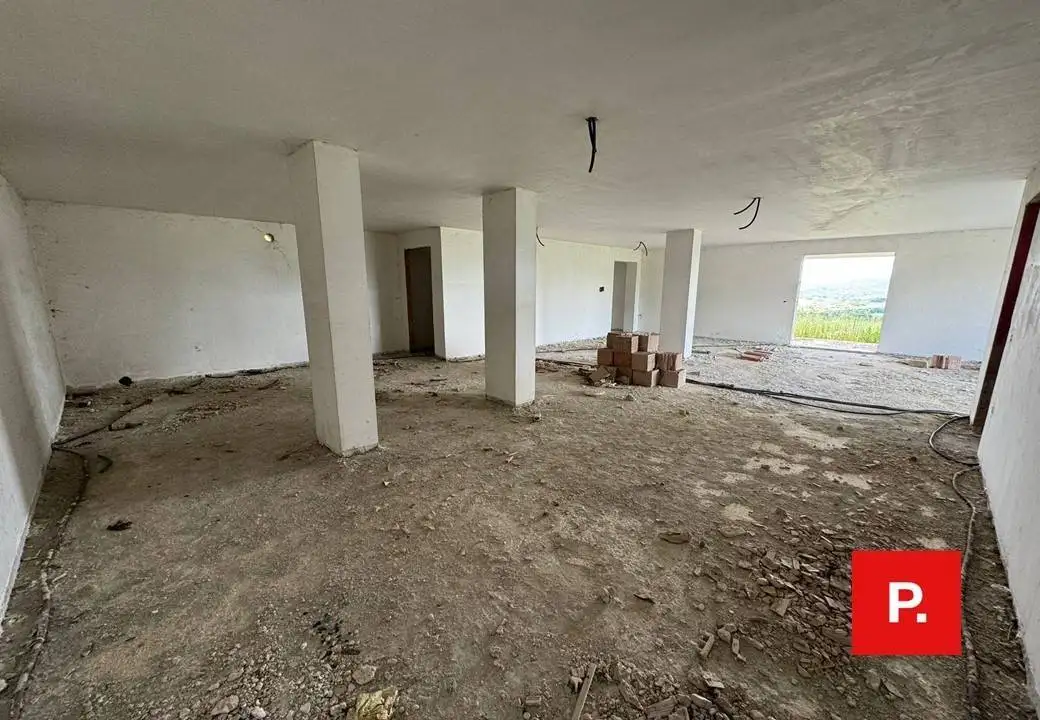 Villa unifamiliare 300 m², Alvignano - foto 4