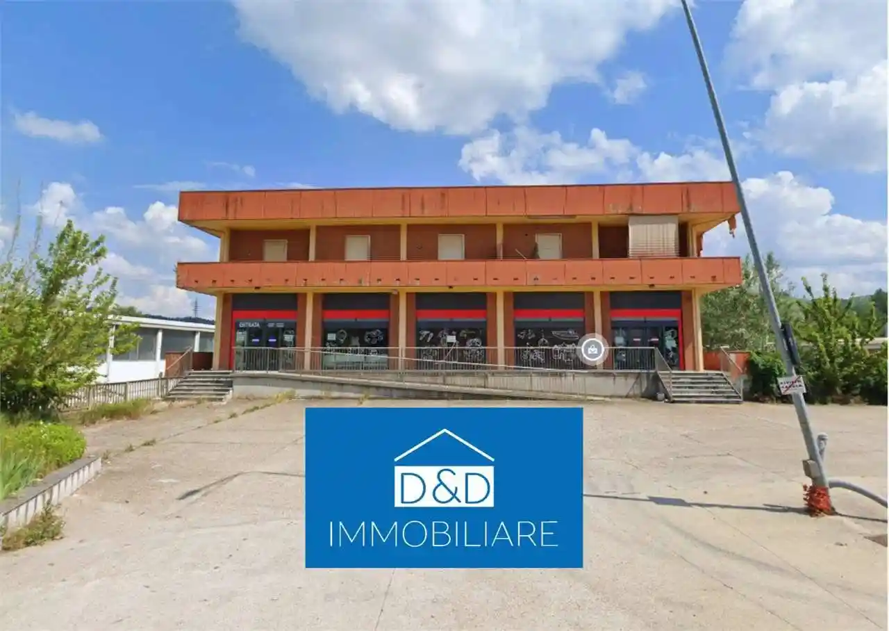 Palazzo - Stabile in vendita a Canelli