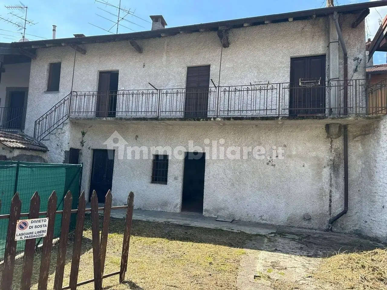 Casa indipendente in vendita a Golasecca
