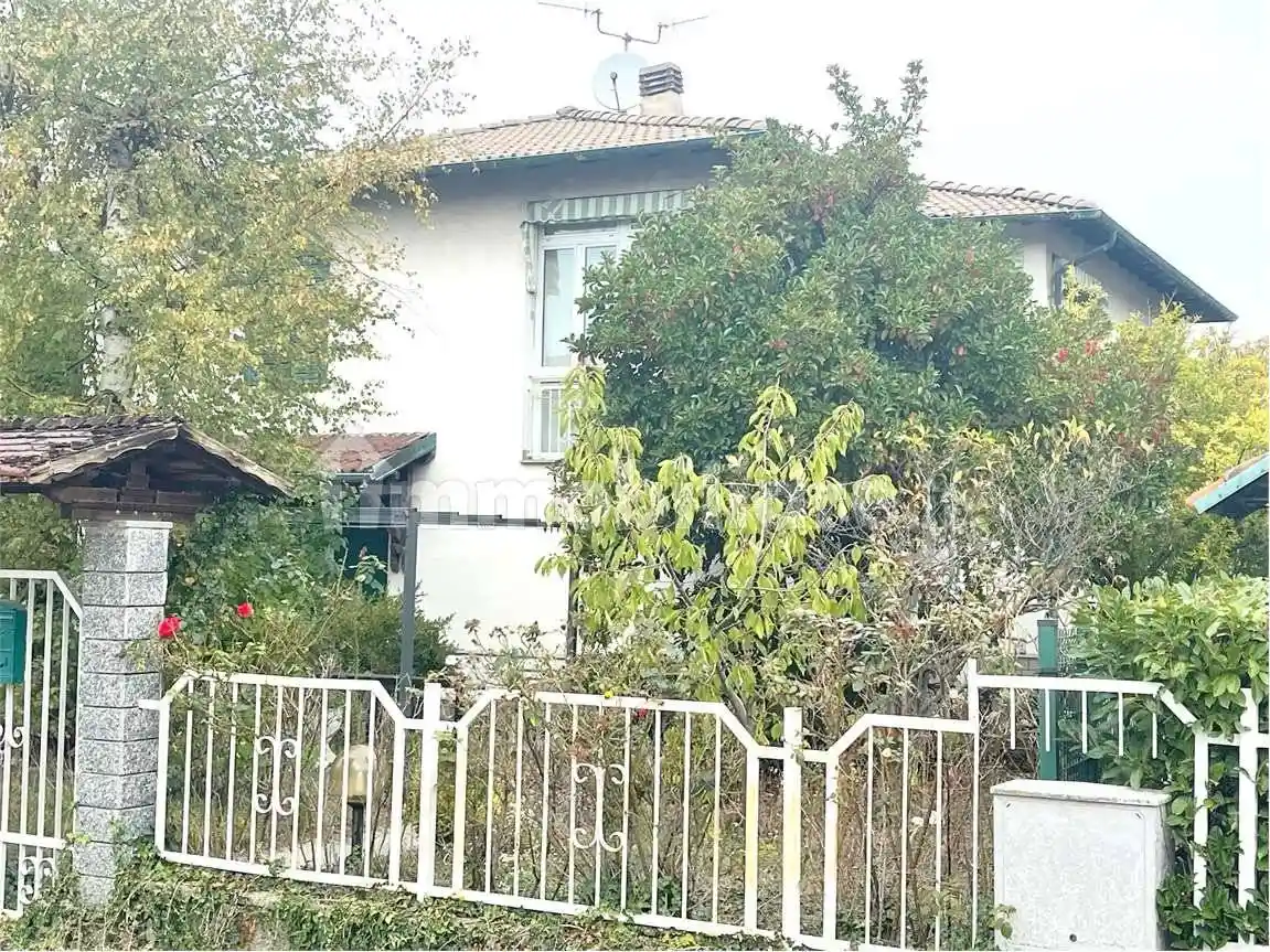 Villa in vendita a Stazzano