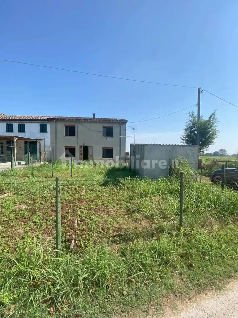 Casa indipendente in vendita a Fiesso Umbertiano