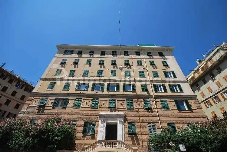 Appartamento in vendita a Genova
