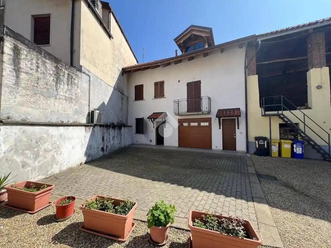 Casa indipendente in vendita a Nole