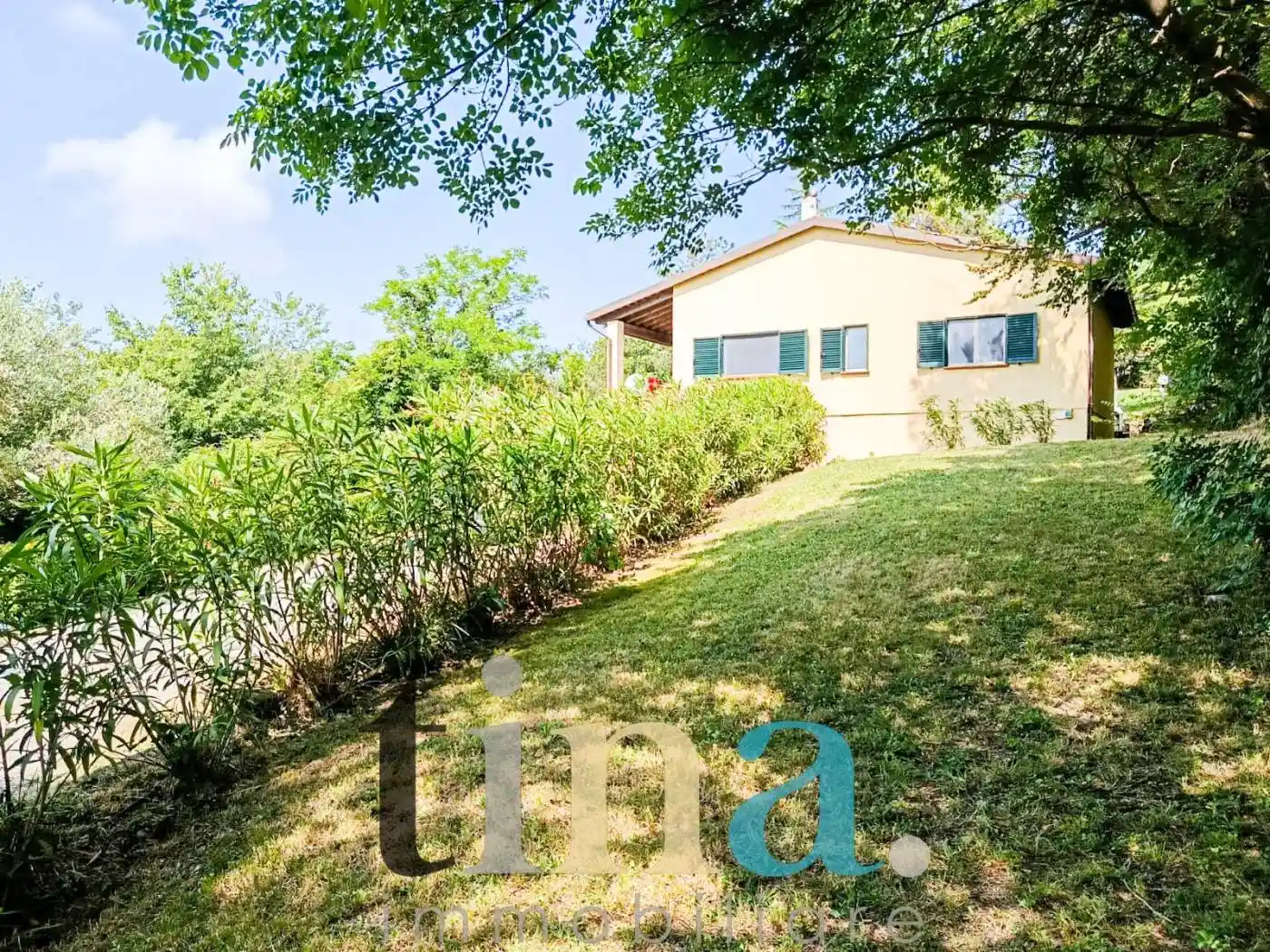 Villa in vendita a Castellina Marittima