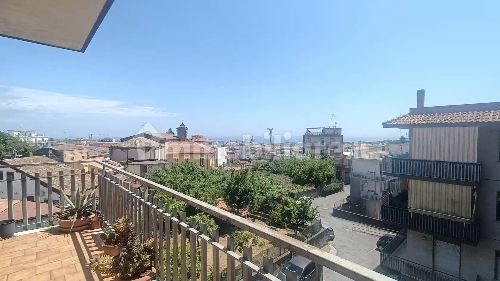 Appartamento in vendita a Aci Catena