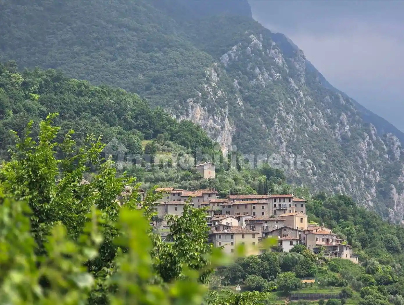 Rustico - Casale in vendita a Gargnano